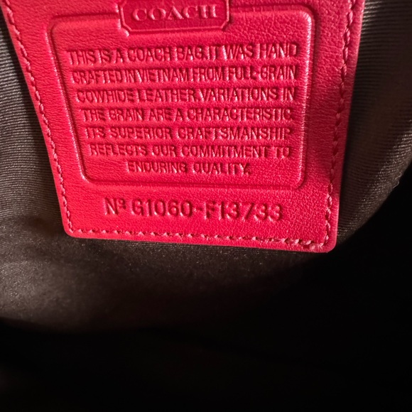 Coach buttery leather red sack purse - Picture 4 of 6